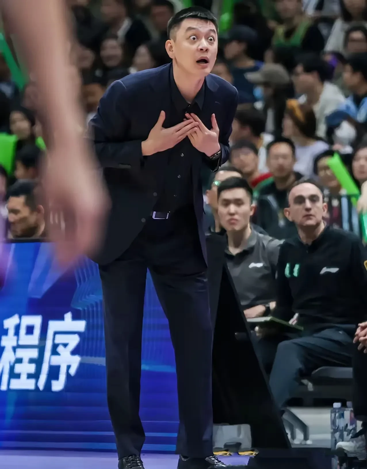 官方网站-包含广厦男篮内部会议纪要流出：今夜外线爆发，NBA季后赛使命明确，细节决定成败的词条-官方网站